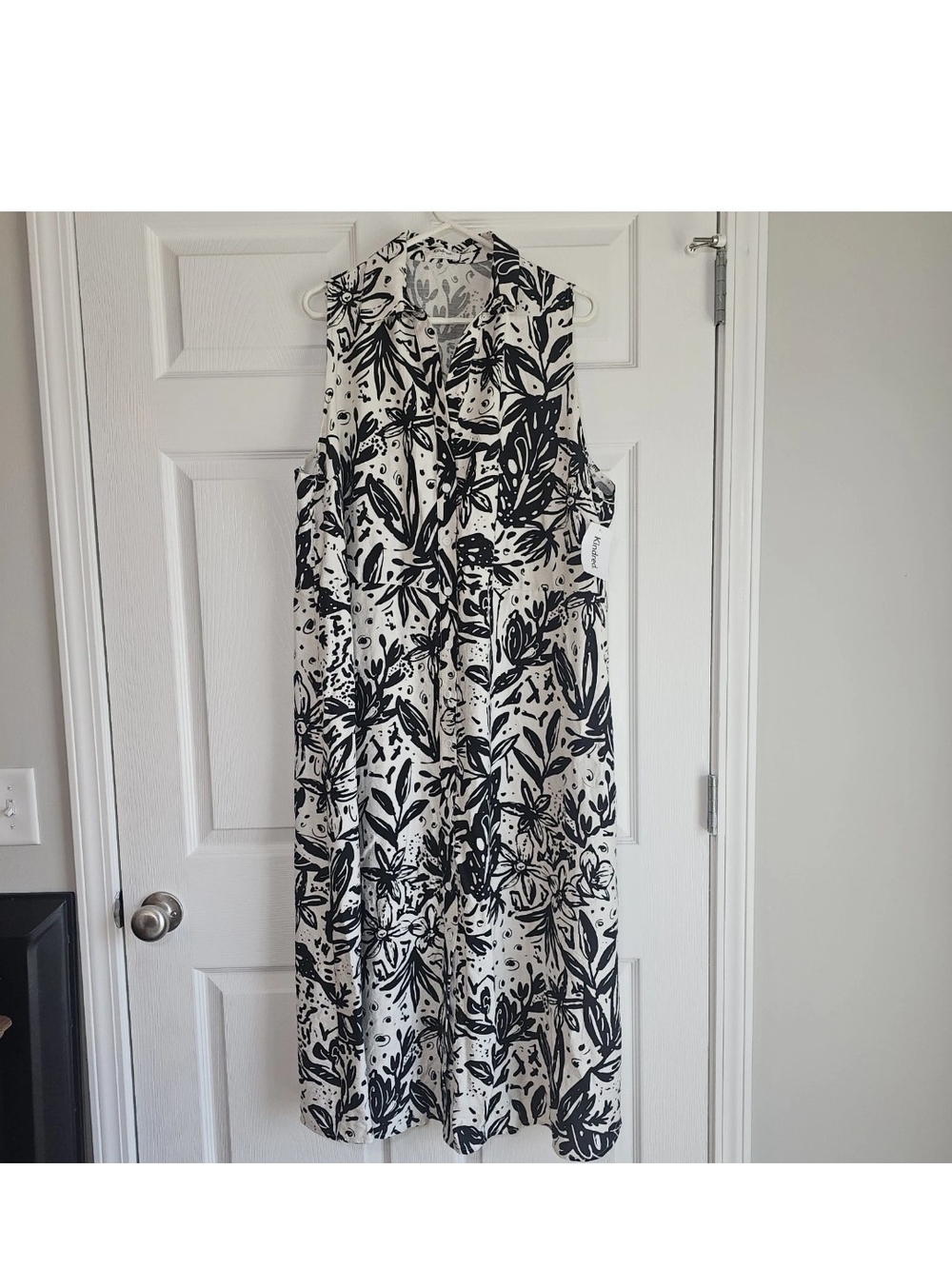 Kindred Floral Abstract White Black Button Up Maxi Dress Sleeveless Botanical 3X